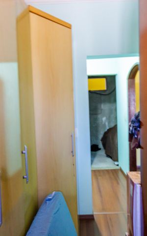 Casa à venda com 417m², 4 quartos e 6 vagas Casa à venda com 417m², 4 quartos e 6 vagasCloset