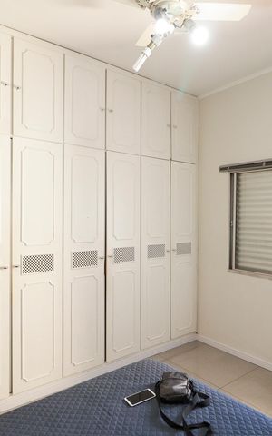 Casa à venda com 220m², 3 quartos e 2 vagas Casa à venda com 220m², 3 quartos e 2 vagasQuarto 1