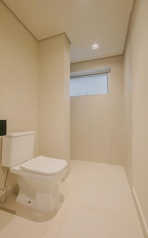 Apartamento à venda com 169m², 3 quartos e 2 vagasBanheiro da Suíte 2
