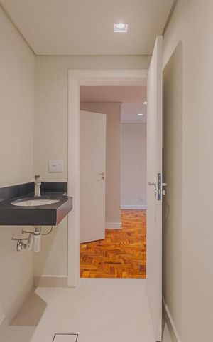 Apartamento à venda com 169m², 3 quartos e 2 vagasBanheiro da Suíte 1