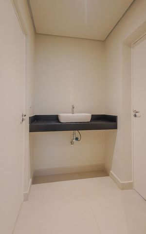 Apartamento à venda com 169m², 3 quartos e 2 vagasBanheiro da Suíte 3