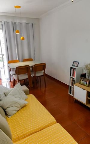 Apartamento à venda com 55m², 2 quartos e 1 vaga Apartamento à venda com 55m², 2 quartos e 1 vagaSala