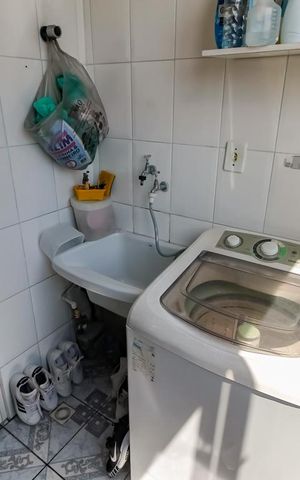 Apartamento à venda com 55m², 2 quartos e 1 vaga Apartamento à venda com 55m², 2 quartos e 1 vagaDetalhe da area de serviço