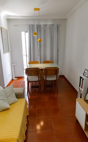 Apartamento à venda com 55m², 2 quartos e 1 vaga Apartamento à venda com 55m², 2 quartos e 1 vagaSala