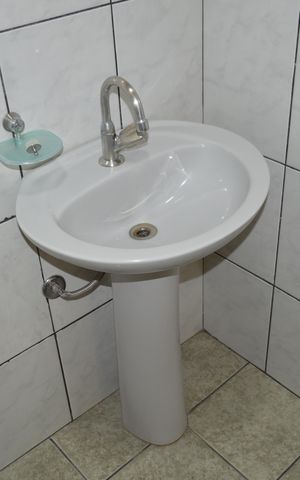 Casa à venda com 190m², 3 quartos e 1 vagaBanheiro da SuíteBanheiro