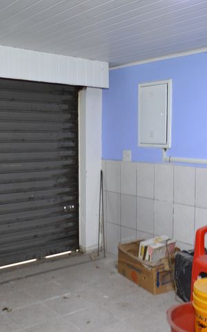 Casa à venda com 190m², 3 quartos e 1 vagaGaragem