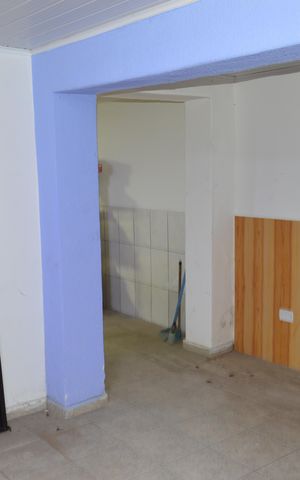 Casa à venda com 190m², 3 quartos e 1 vagaDepósito