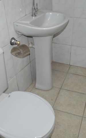 Casa à venda com 190m², 3 quartos e 1 vagaBanheiro de serviço