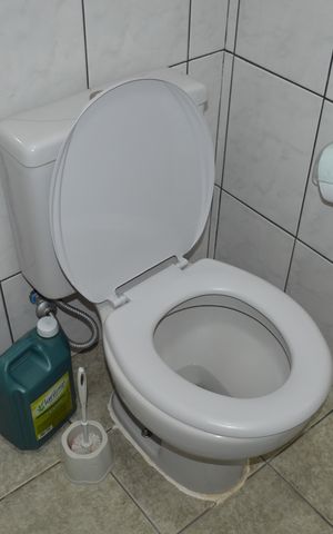 Casa à venda com 190m², 3 quartos e 1 vagaBanheiro