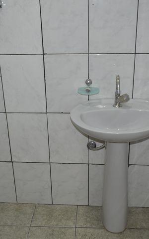 Casa à venda com 190m², 3 quartos e 1 vagaBanheiro