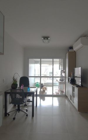Apartamento à venda com 71m², 2 quartos e 1 vaga Apartamento à venda com 71m², 2 quartos e 1 vagaSala