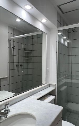 Apartamento à venda com 36m², 1 quarto e 1 vaga Apartamento à venda com 36m², 1 quarto e 1 vagaBanheiro da Suíte