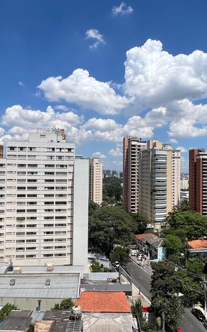 Apartamento à venda com 36m², 1 quarto e 1 vaga Apartamento à venda com 36m², 1 quarto e 1 vagaVaranda
