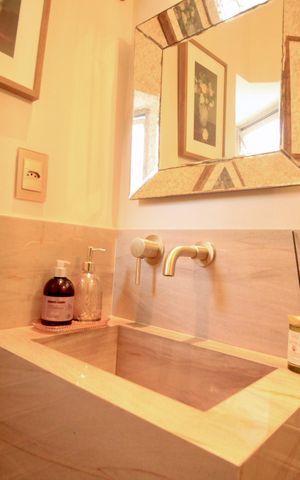 Apartamento para alugar com 384m², 4 quartos e 3 vagas Apartamento para alugar com 384m², 4 quartos e 3 vagasLavabo da Sala