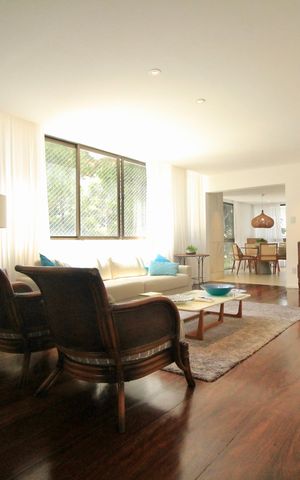 Apartamento para alugar com 384m², 4 quartos e 3 vagas Apartamento para alugar com 384m², 4 quartos e 3 vagasSala