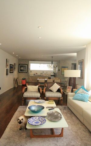 Apartamento para alugar com 384m², 4 quartos e 3 vagas Apartamento para alugar com 384m², 4 quartos e 3 vagasSala