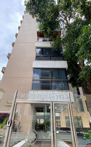 Apartamento para alugar com 384m², 4 quartos e 3 vagas Apartamento para alugar com 384m², 4 quartos e 3 vagasFachada