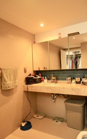Apartamento para alugar com 384m², 4 quartos e 3 vagas Apartamento para alugar com 384m², 4 quartos e 3 vagasBanheiro da Suíte 1