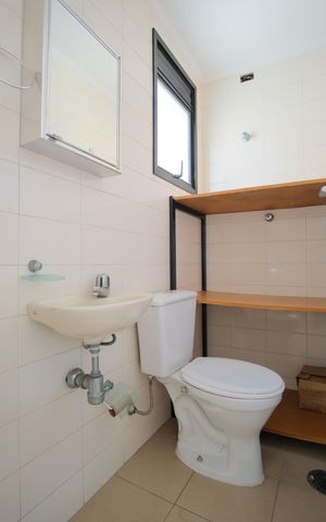Apartamento para alugar com 100m², 2 quartos e 2 vagasBanheiro de serviço