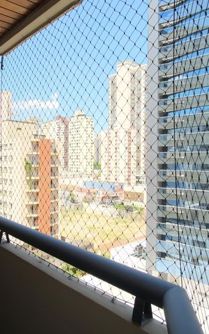 Apartamento para alugar com 100m², 2 quartos e 2 vagasVaranda