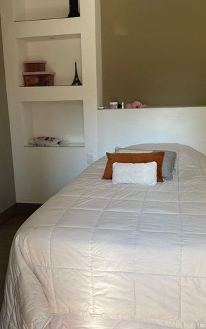 Casa de condomínio para alugar com 560m², 4 quartos e 4 vagas