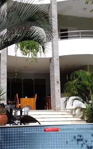 Casa de condomínio para alugar com 560m², 4 quartos e 4 vagas