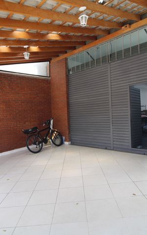 Casa à venda com 480m², 3 quartos e 2 vagasGaragem