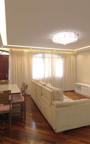 Casa à venda com 480m², 3 quartos e 2 vagasSala