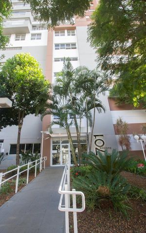 Apartamento à venda com 74m², 2 quartos e 1 vagaFachada