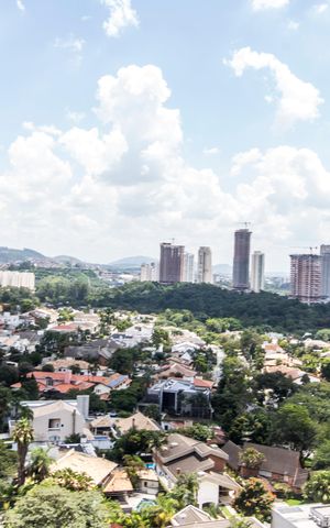 Apartamento à venda com 220m², 3 quartos e 3 vagas Apartamento à venda com 220m², 3 quartos e 3 vagasVista da Suíte