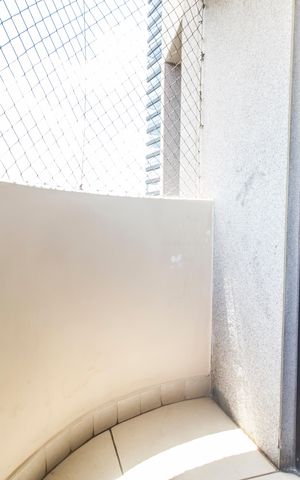 Apartamento à venda com 220m², 3 quartos e 3 vagas Apartamento à venda com 220m², 3 quartos e 3 vagasVaranda da suíte 1