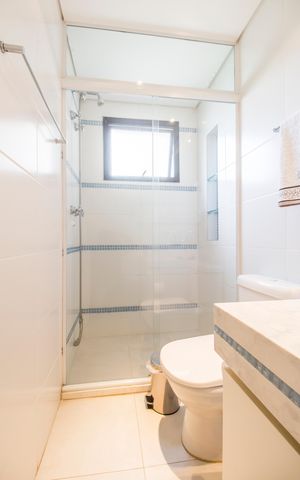 Apartamento à venda com 220m², 3 quartos e 3 vagas Apartamento à venda com 220m², 3 quartos e 3 vagasBanheiro da Suíte 3
