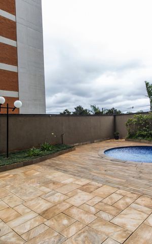 Apartamento à venda com 220m², 3 quartos e 3 vagasÁrea comum - Piscina