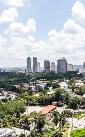 Apartamento à venda com 220m², 3 quartos e 3 vagas Apartamento à venda com 220m², 3 quartos e 3 vagasVista da Suíte