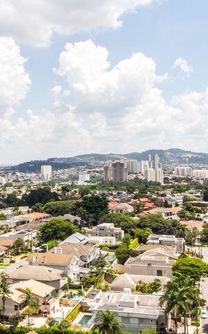 Apartamento à venda com 220m², 3 quartos e 3 vagas Apartamento à venda com 220m², 3 quartos e 3 vagasVista da Suíte