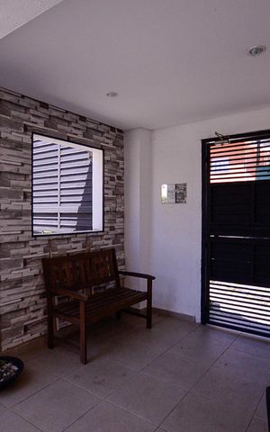 Casa de condomínio à venda com 60m², 2 quartos e 1 vaga Casa de condomínio à venda com 60m², 2 quartos e 1 vagaÁrea comum - Entrada