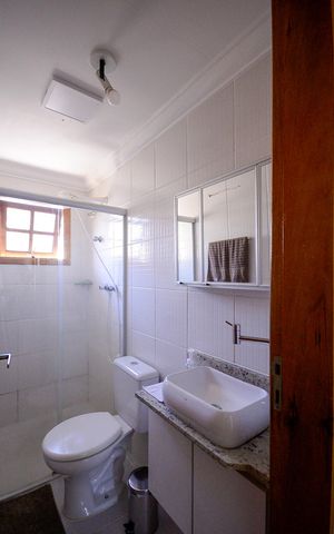 Casa de condomínio à venda com 60m², 2 quartos e 1 vaga Casa de condomínio à venda com 60m², 2 quartos e 1 vagaBanheiro
