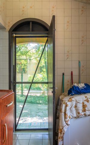 Casa à venda com 164m², 2 quartos e 1 vaga Casa à venda com 164m², 2 quartos e 1 vagaÁrea de Serviço