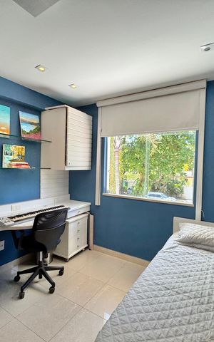 Casa de condomínio à venda com 430m², 6 quartos e 3 vagas Casa de condomínio à venda com 430m², 6 quartos e 3 vagasQuarto 2