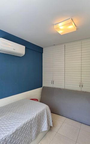 Casa de condomínio à venda com 430m², 6 quartos e 3 vagas Casa de condomínio à venda com 430m², 6 quartos e 3 vagasQuarto 2