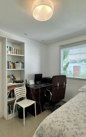 Casa de condomínio à venda com 430m², 6 quartos e 3 vagas Casa de condomínio à venda com 430m², 6 quartos e 3 vagasQuarto 3