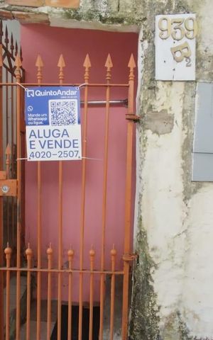 Casa para alugar com 50m², 1 quarto e sem vaga Casa para alugar com 50m², 1 quarto e sem vagaFachada