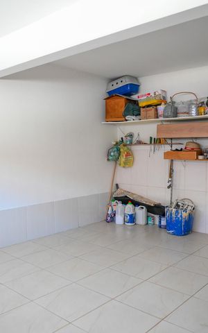 Casa à venda com 248m², 4 quartos e 2 vagasGaragem