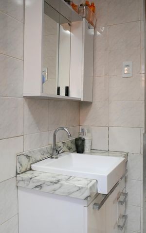 Casa à venda com 248m², 4 quartos e 2 vagasBanheiro 1