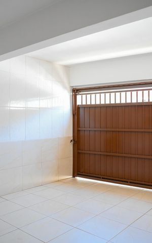 Casa à venda com 248m², 4 quartos e 2 vagasGaragem