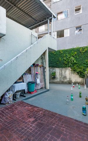 Casa à venda com 161m², 3 quartos e 4 vagas Casa à venda com 161m², 3 quartos e 4 vagasQuintal