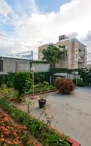 Casa à venda com 161m², 3 quartos e 4 vagas Casa à venda com 161m², 3 quartos e 4 vagasJardim - Quintal