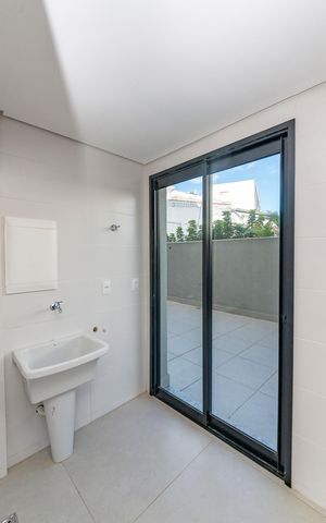 Apartamento à venda com 167m², 2 quartos e 2 vagas Apartamento à venda com 167m², 2 quartos e 2 vagasÁrea de Serviço