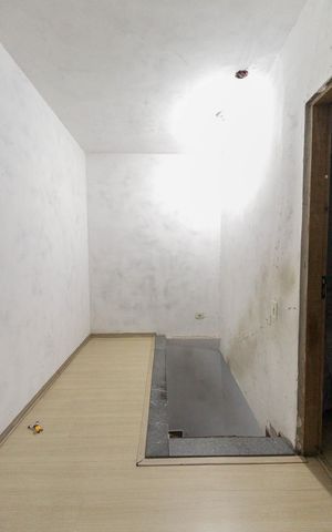 Casa à venda com 228m², 4 quartos e 1 vaga Casa à venda com 228m², 4 quartos e 1 vagaHall