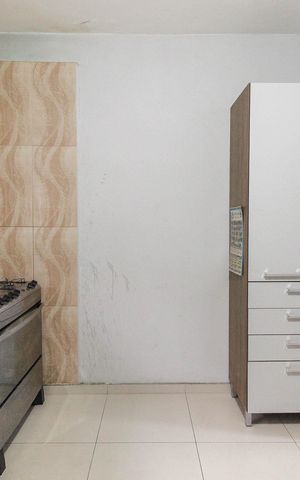 Casa à venda com 228m², 4 quartos e 1 vaga Casa à venda com 228m², 4 quartos e 1 vagaCozinha